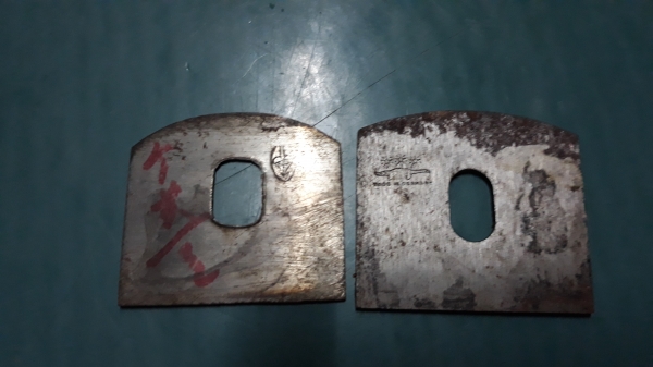 ขายใบกบตราจระเข้สามดาวขนาด1 3/4 MADE IN GERMANY. ใหม่เก่าเก็บ ขายใบกบตราจระเข้สามดาวขนาด1 3/4 MADE IN GERMANY. ใหม่เก่าเก็บ