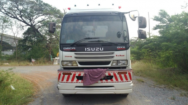 ISUZU DECA 320 แรงม้า ปี 47 สภาพสวยๆ