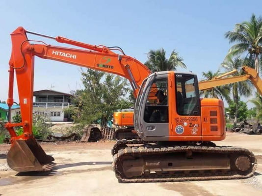 ขายจ้า..HITACHI ZX135US ปี 2006  เก่านอกแท้  เครื่องปั๊มแห้ง  สภาพสวย พร้อมใช้  โทร 089-3818694  ดวงนภา
