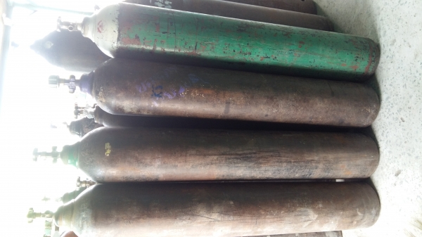 ขายถูกๆ..ถังแก๊สใบละ1450บาท  และ ถังอ็อกซิเจนใบละ2650บาท สภาพดี มาตรฐาน พร้อมใช้งาน