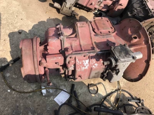 ขายเกียร์ฟูลเลอร์ 15 ลูก ลูกละ 38,000 บาท สภาพพร้อมใช้ เดิมที่ อยู่ กับ เครื่อง BENZ  รถอยู่ สระบุรี โทร 0610710295