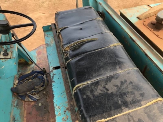 ขาย 495,000 รถบด 10 ตัน VIBROMAX2000  W1102D เครื่องดี 6BD1-165 แรง  เกียร์แรง ระบบสั่นสะเทือนแรงมาก. เช็คอริยะตลอด เอกสารวอยท์  รถอยู่ กาฬสินธ์ โทร 0610710295