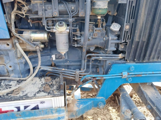 ขายรถไถFORD 6640 เพลาเดียว ขายรถไถFORD 6640 เพลาเดียว