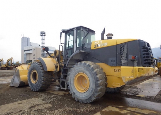 มาใหม่ครับ HITACHI ZW310A นำเข้าจากญี่ปุ่น โทร.090-986-2521 อ๊อบ