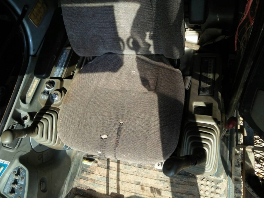 ขาย แบคโฮ HITACHI EX120-5 ซื้อเก่านอกมา เครื่องดี ปั้มดี ช่วงล่างเต็ม ไฟครบ แอร์เย็น เอกสารแจ้งจำหน่ายจากบริษัท