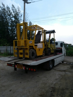 รถฟอร์คลิฟต์ TOYOTA 2FD25 รถเก่านอกนำเข้า ยังไม่เคยใช้งานในไทย ยก 2.5 ตัน เสาสูง 3 เมตร งากระดก ยกเท ล้อหน้าคู่ เครื่อง 2J พร้อมใช้งาน มีเอกสารใบอินวอยซ์ มี VDO การทำงานให้ชม