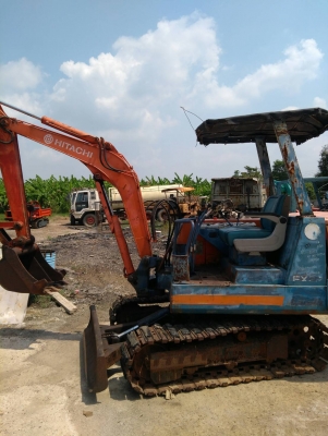 รถแบคโฮ HITACHI EX27 รถเก่านอกนำเข้า ยังไม่เคยใช้งานในไทย เทียบเท่า KOMATSU PC30-6 ชั่วโมงการทำงาน 2,000+ชั่วโมง เครื่องดี ปั๊มแรง เอวแน่น พร้อมใช้งาน มีเอกสารใบอินวอยซ์