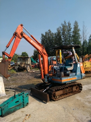 รถแบคโฮ HITACHI EX27 รถเก่านอกนำเข้า ยังไม่เคยใช้งานในไทย เทียบเท่า KOMATSU PC30-6 ชั่วโมงการทำงาน 2,000+ชั่วโมง เครื่องดี ปั๊มแรง เอวแน่น พร้อมใช้งาน มีเอกสารใบอินวอยซ์