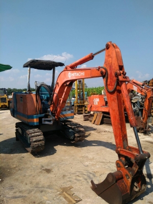 รถแบคโฮ HITACHI EX27 รถเก่านอกนำเข้า ยังไม่เคยใช้งานในไทย เทียบเท่า KOMATSU PC30-6 ชั่วโมงการทำงาน 2,000+ชั่วโมง เครื่องดี ปั๊มแรง เอวแน่น พร้อมใช้งาน มีเอกสารใบอินวอยซ์