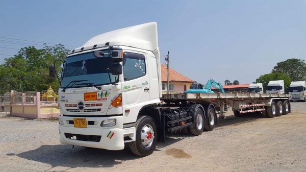 ขาย หัวลาก HINO MEGA 344 แรงม้า ปี 57 หางพื้นเรียบสามมิตรสามเพลา พร้อมแยกขาย ราคาคุยกัน รถสวยพร้อมใช ขาย หัวลาก HINO MEGA 344 แรงม้า ปี 57 หางพื้นเรียบสามมิตรสามเพลา พร้อมแยกขาย ราคาคุยกัน รถสวยพร้อมใช