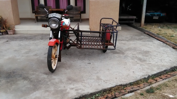 ขาย12000บาทยามาฮ่าRXZ มีทะเบียนเอกสารพร้อมโอนใส่พ่วงข้าง ขาย12000บาทยามาฮ่าRXZ มีทะเบียนเอกสารพร้อมโอนใส่พ่วงข้าง