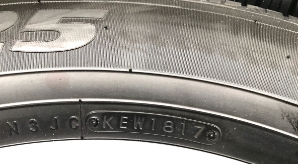 ล้อแม็กป้ายแดง Nissan Navara Caliber NP300 ขอบ 18 พร้อมยาง 255-60-18 ปี 17 สวยกริ๊บ