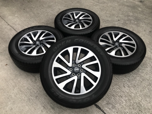 ล้อแม็กป้ายแดง Nissan Navara Caliber NP300 ขอบ 18 พร้อมยาง 255-60-18 ปี 17 สวยกริ๊บ