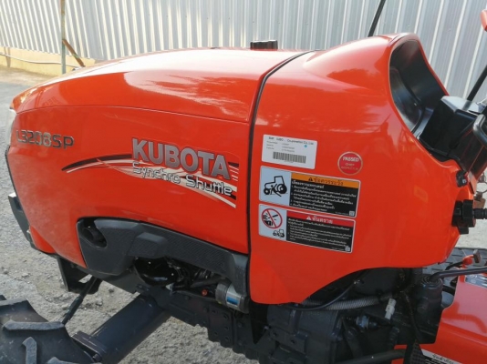 ขายคูโบต้า L3208SP 4 WD จดทะเบียน ก.ย.2558  ทำงาน 288 ชั่วโมง พร้อมที่ตัดหญ้าใหม่  สีเดิมๆสภาพเดิมๆ 100\%  ราคา 288000 บาท..0856511968