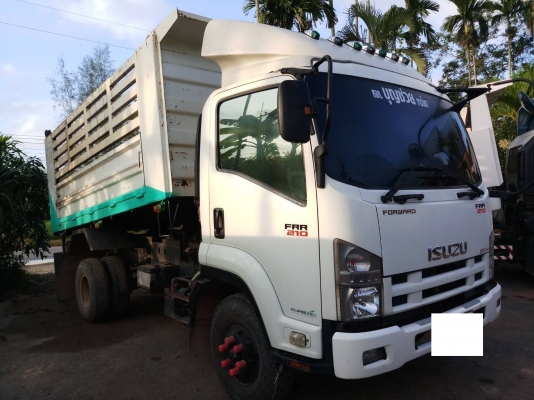 ขาย 6ล้อ isuzu 210แรง ปี56