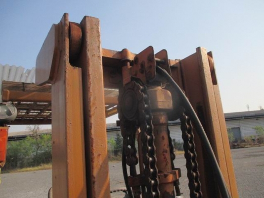 FROM JAPAN สินค้าเก่านอก ขายถูกด่วนๆรถยกMITSUBISHI -FD25 :ยกได้ 2.5 ตัน ,เครื่องยนต์ดีเซล -S4E- 4สูบ* ราคาเพียง 130,000 บาท สนใจติดต่อ 0819337688