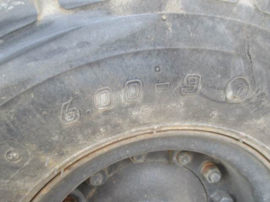 FROM JAPAN สินค้าเก่านอก ขายถูกด่วนๆรถยกMITSUBISHI -FD25 :ยกได้ 2.5 ตัน ,เครื่องยนต์ดีเซล -S4E- 4สูบ* ราคาเพียง 130,000 บาท สนใจติดต่อ 0819337688