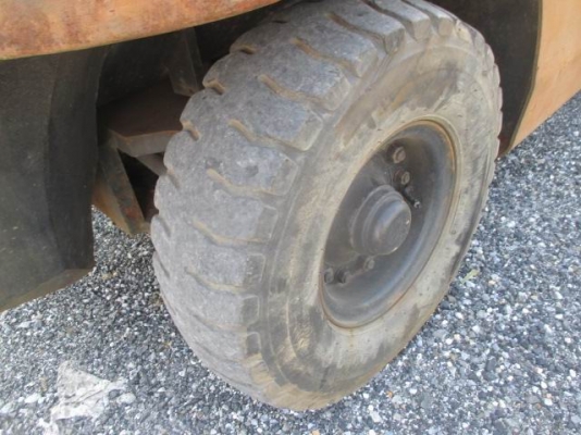 FROM JAPAN สินค้าเก่านอก ขายถูกด่วนๆรถยกMITSUBISHI -FD25 :ยกได้ 2.5 ตัน ,เครื่องยนต์ดีเซล -S4E- 4สูบ* ราคาเพียง 130,000 บาท สนใจติดต่อ 0819337688