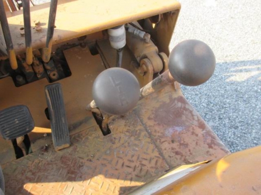 FROM JAPAN สินค้าเก่านอก ขายถูกด่วนๆรถยกMITSUBISHI -FD25 :ยกได้ 2.5 ตัน ,เครื่องยนต์ดีเซล -S4E- 4สูบ* ราคาเพียง 130,000 บาท สนใจติดต่อ 0819337688