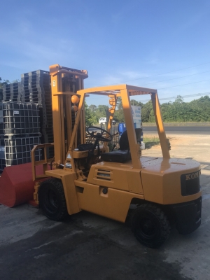 รถยก2.5ตันkomatsu รถยก2.5ตันkomatsu