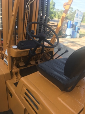 รถยก2.5ตันkomatsu รถยก2.5ตันkomatsu