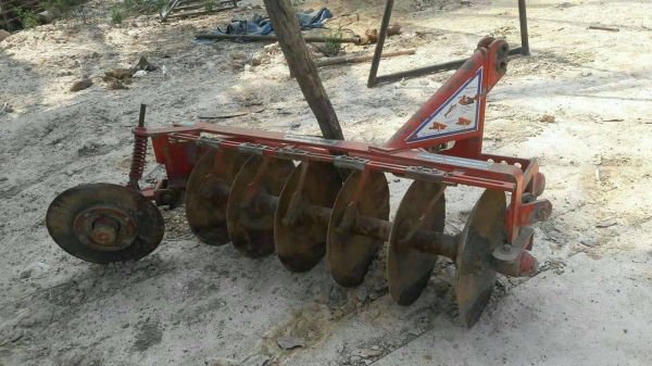 ผานพรวน6ใบ22นิ้วสภาพสวยใบดีพร้อมใช้