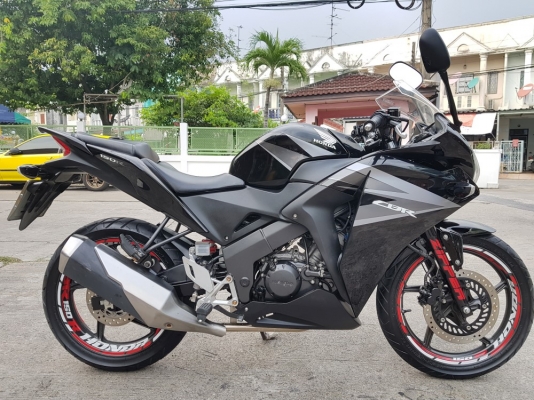 Cbr 150i วิ่งน้อย รถบ้านมือเดียว ภาษีพรบครบ สด-ผ่อน รูดบัตรได้