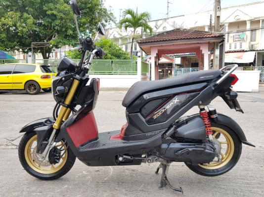 Zoomer x รุ่นท้อป วิ่ง9000โล รถบ้านแท้ มือเดียว ทะเบียนสวย Zoomer x รุ่นท้อป วิ่ง9000โล รถบ้านแท้ มือเดียว ทะเบียนสวย
