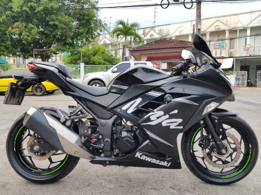 Ninja300 2017 abs มือเดียว วิ่งน้อย ฟรีดาวน์ Ninja300 2017 abs มือเดียว วิ่งน้อย ฟรีดาวน์