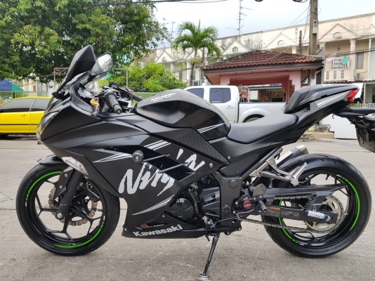 Ninja300 2017 abs มือเดียว วิ่งน้อย ฟรีดาวน์ Ninja300 2017 abs มือเดียว วิ่งน้อย ฟรีดาวน์