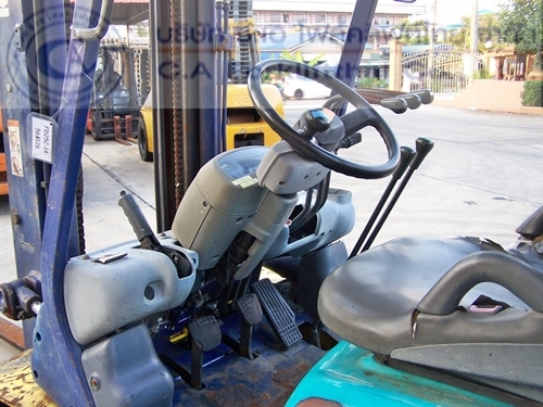 ขาย รถโฟล์คลิฟท์ KOMATSU รุ่น FD25C-14