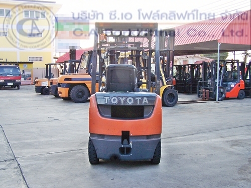ขาย รถโฟล์คลิฟท์ TOYOTA รุ่น 8-FD18