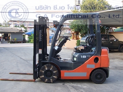 ขาย รถโฟล์คลิฟท์ TOYOTA รุ่น 8-FD18