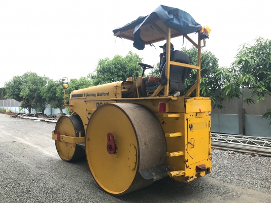 ขายรถบด3ล้อAVELING BARFORDรถนอกนำเข้าไม่เคยใช้งานในไทยมีเอกสารพร้อมสภาพดีพร้อมใช้งานเครื่องดีเซล4สูบ Line:Jiraroj2909