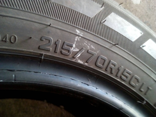 215/70R15 DUNLOP SP LT36 กับ Firestone มี 2 เส้น โทร.081-427-3941 ไอดีไลน์ 0814273941 215/70R15 DUNLOP SP LT36 กับ Firestone มี 2 เส้น โทร.081-427-3941 ไอดีไลน์ 0814273941