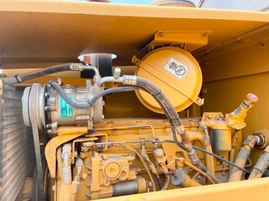 Caterpillar CS-563C : รถบด12 ตัน นำเข้าจากญี่ปุ่น โทร. 080-6565422 (หนิง)