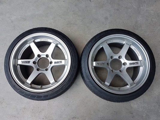 ล้อมือ2 TE37 ขอบ18 กว้าง9.5 6รู139 พร้อมยาง 2 ล้อ