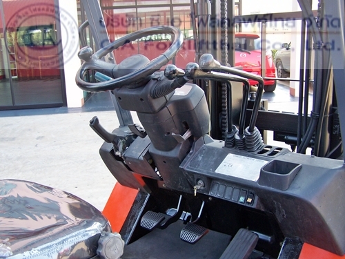 ขาย รถโฟล์คลิฟท์ TOYOTA รุ่น 7-FDF25