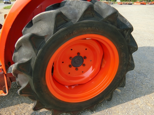 ❥สินค้าเข้าใหม่ L3608❥สภาพนางฟ้า รับประกันเครื่องดีเกียร์ดี???????? รถพร้อมใช้งาน  ชั่วโมงทำงาน 1306ชม. อุปกรณ์ 3ชิ้น ผาน+ใบดันหน้า +โรตารี่ราคา305000บาท  ↠↠สนใจติดต่อสอบถาม↠0906910337 ⛽️พิกัดร้าน ส.เจริญแทรกเตอร์ อ. บางระกำ จ. พิษณุโลก