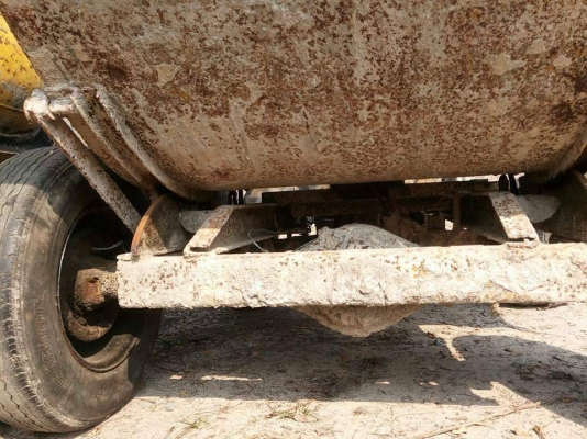 รถดั๊มเปอร์พร้อมใช้งาน รถดั๊มเปอร์พร้อมใช้งาน