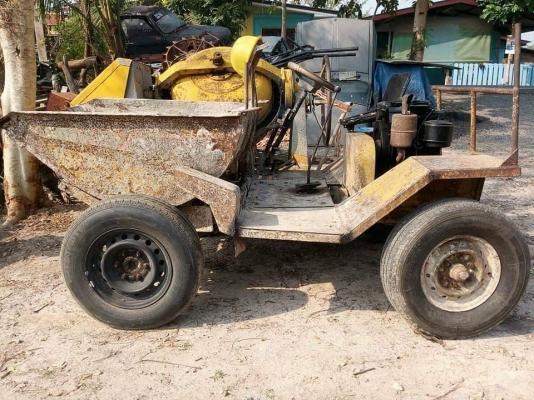 รถดั๊มเปอร์พร้อมใช้งาน