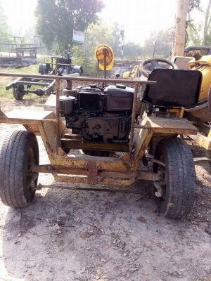 รถดั๊มเปอร์พร้อมใช้งาน รถดั๊มเปอร์พร้อมใช้งาน