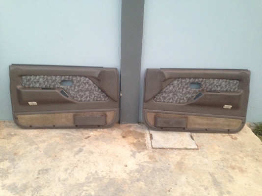 แผงประตู isuzu mu ใส่ tfr cameo คู่ละ 3000 บาท