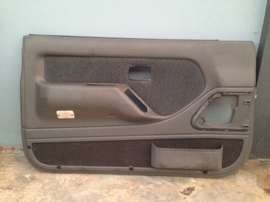 แผงประตู isuzu mu ใส่ tfr dragon cameo ตามสภาพ มีรอยซ่อมนิดหน่อย 2000บาท