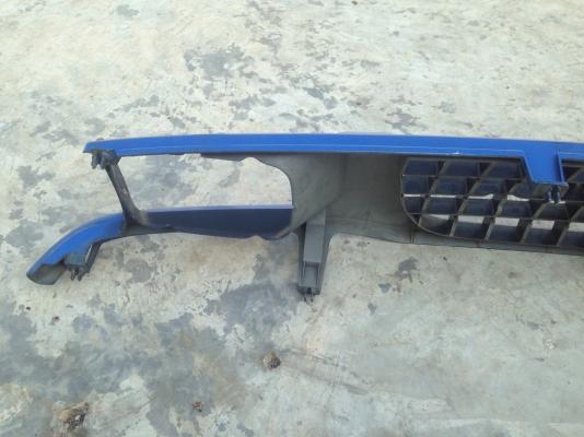 กระจังหน้า isuzu mu ใส่ tfr cameo สวยๆ 1800 บาท