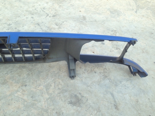 กระจังหน้า isuzu mu ใส่ tfr cameo สวยๆ 1800 บาท