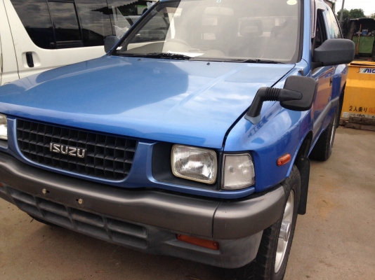 กระจังหน้า isuzu mu ใส่ tfr cameo สวยๆ 1800 บาท