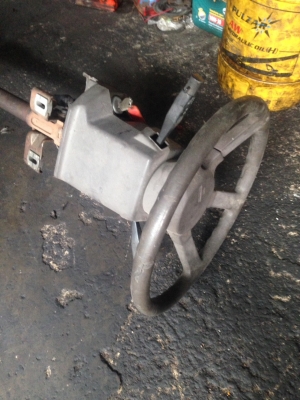 แกน+วง พวงมาลัย nissan big-m จอเหลี่ยม ปรับระดับได้ ทั้งชุด2500บาท