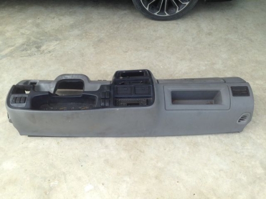 คอนโซล isuzu mu wizard japan ขายเป็นอะไหล่ ตามสภาพ 4000บาท