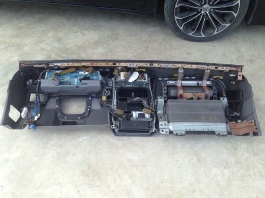 คอนโซล isuzu mu wizard japan ขายเป็นอะไหล่ ตามสภาพ 4000บาท